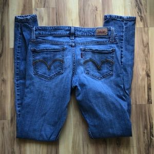 Levi’s too super low 524